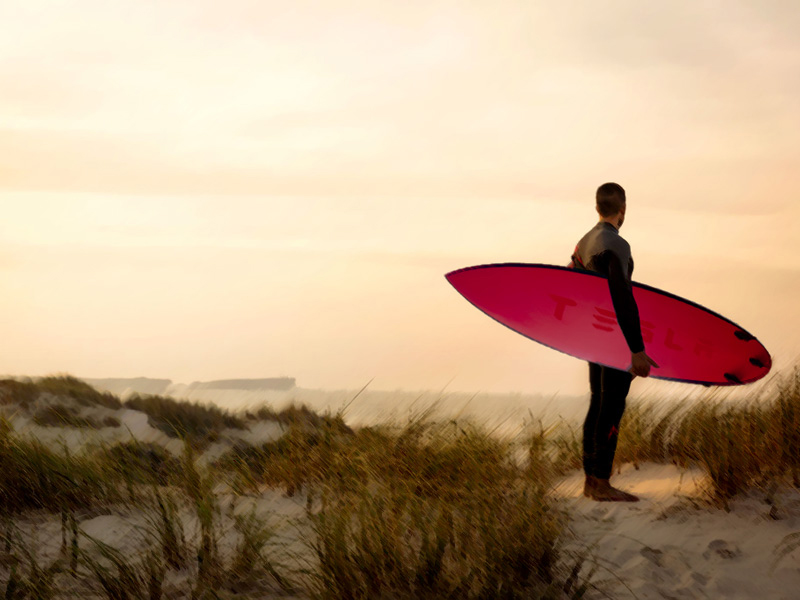 ألواح التزلج على المياه جديد تسلا... إصدار محدود ومواصفات مميزة